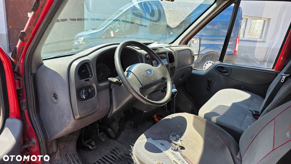Ford Transit - 6