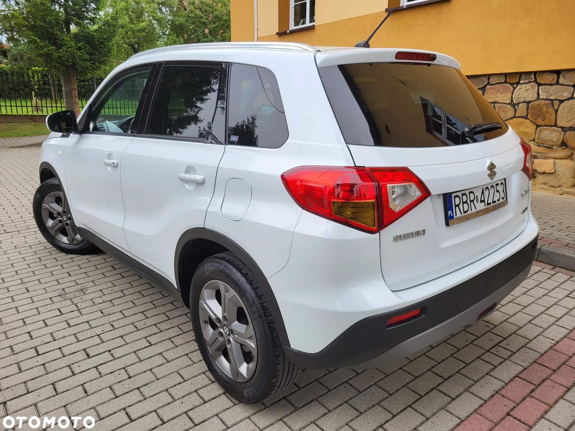 Suzuki Vitara 1.6 DDiS (4x4) Allgrip Comfort+ - 4