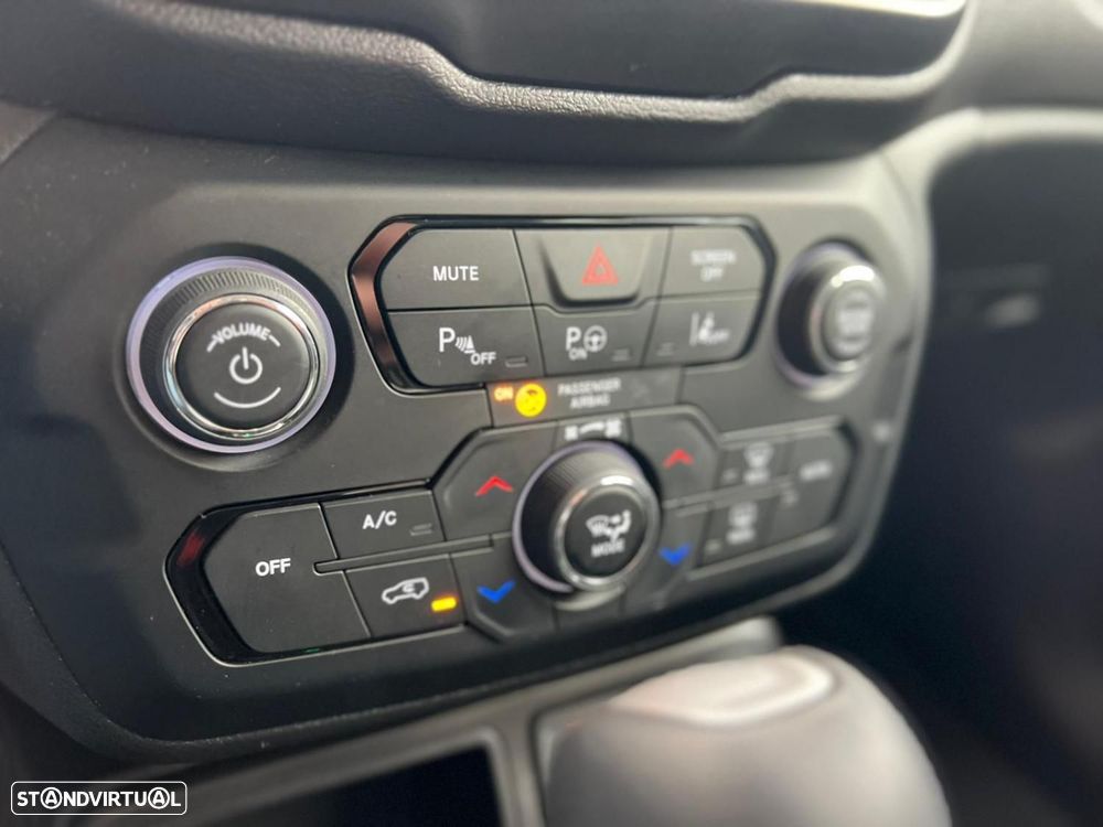 Jeep Renegade 1.5 TG e-Hybrid DCT - 14