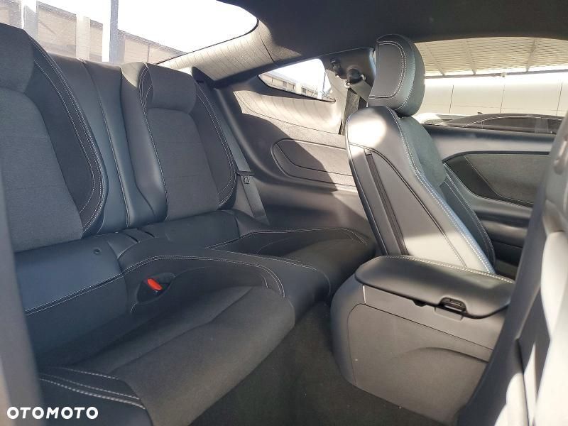 Ford Mustang 2.3 EcoBoost - 9