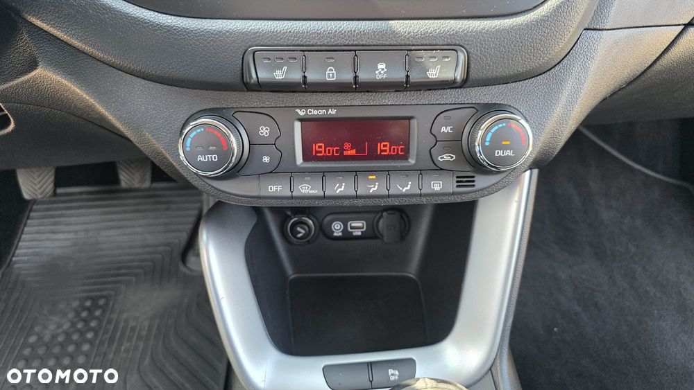 Kia Ceed 1.0 T-GDI ISG Dream-Team Edition - 20