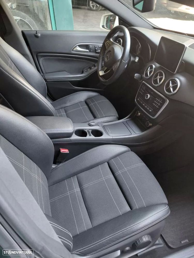 Mercedes-Benz CLA 220 Shooting Brake d 4Matic 7G-DCT Urban - 10