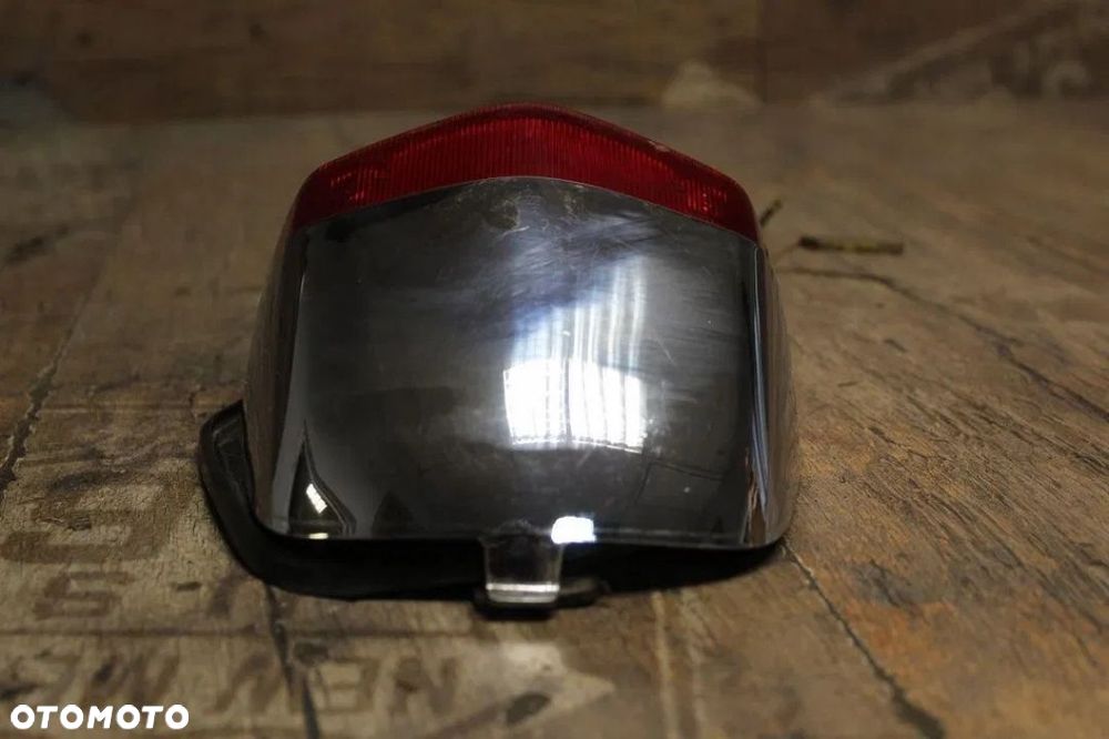 LAMPA TYŁ HONDA VT1100 ACE SHADOW C2 - 3