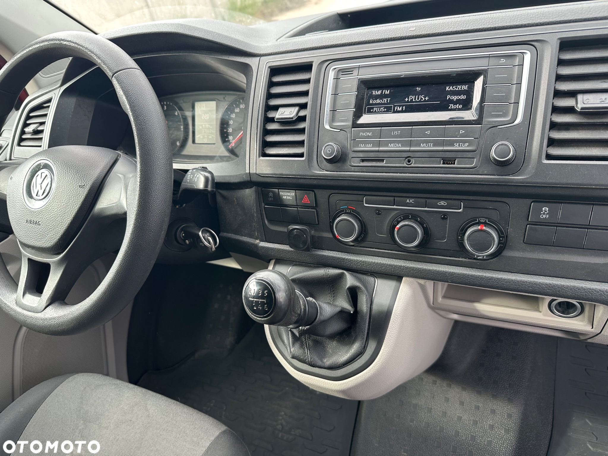 Volkswagen T6 - 12