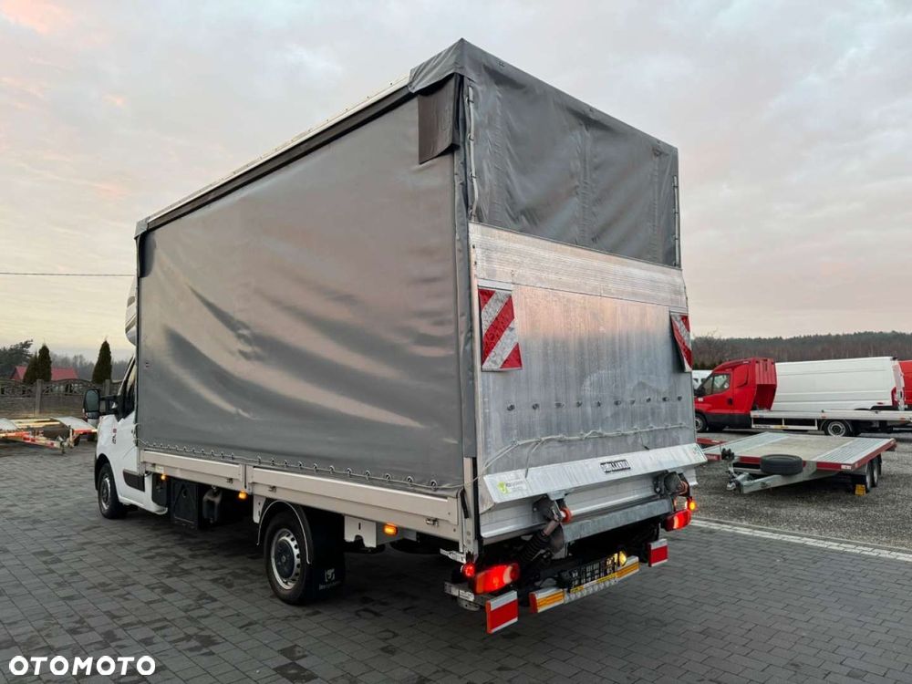 Renault Master 10 europalet z Windą - 27