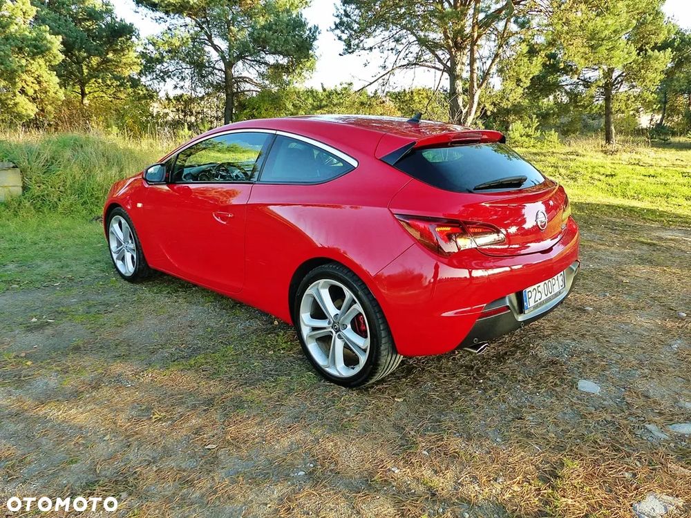 Opel Astra 1.6 Turbo Cosmo - 12