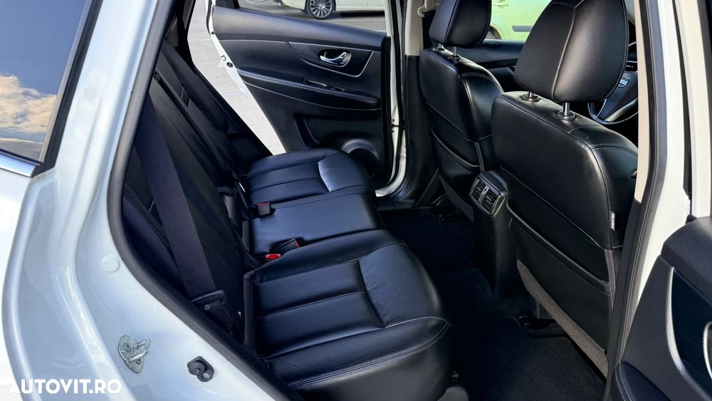 Nissan X-Trail 2.0 dCi ALL-MODE 4x4i Xtronic Tekna - 9