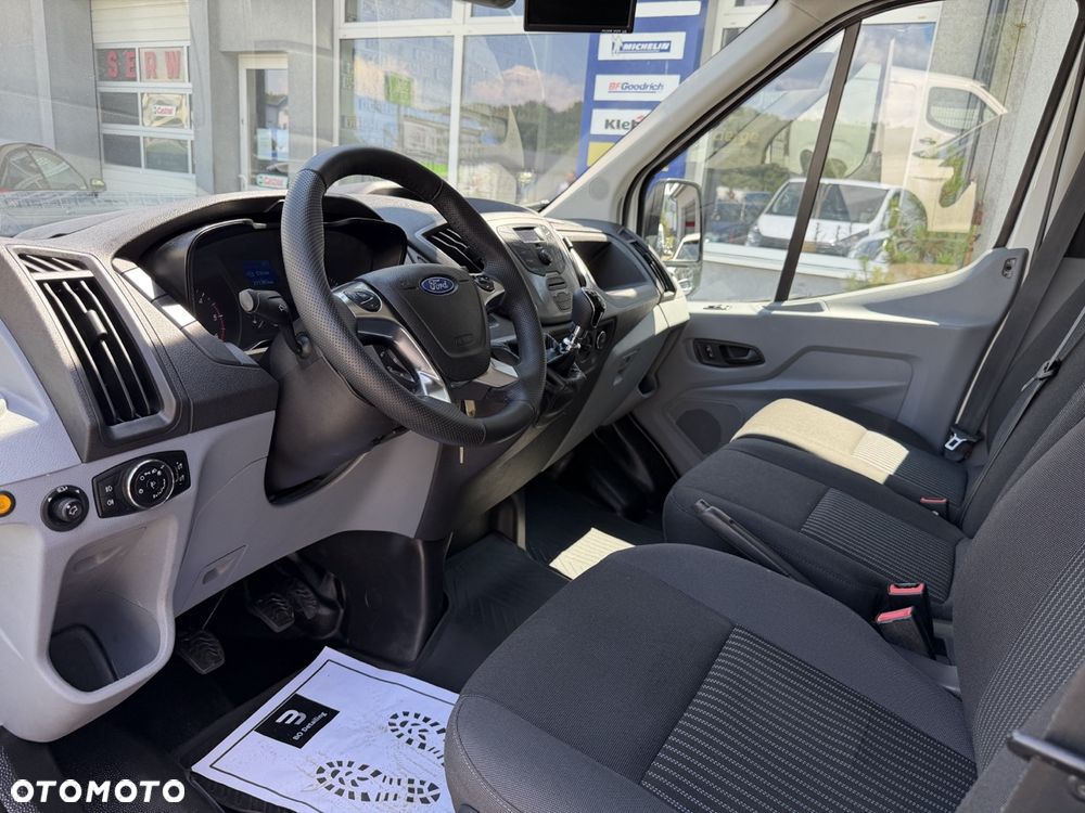 Ford Transit - 8
