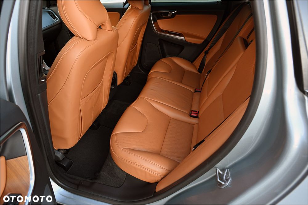 Volvo XC 60 D4 Geartronic Inscription - 8