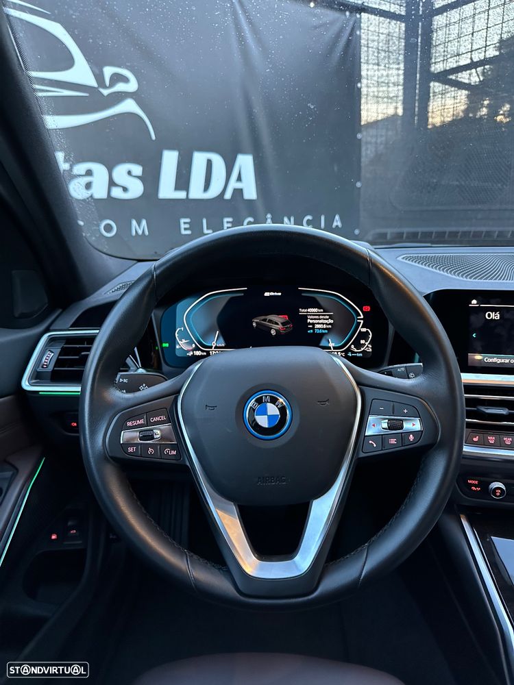 BMW 320 e Touring Line Sport Auto - 13