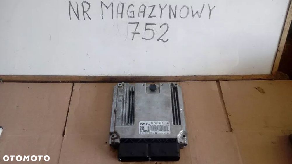 STEROWNIK KOMPUTER SILNIKA PASSAT B8 04L907309R - 1