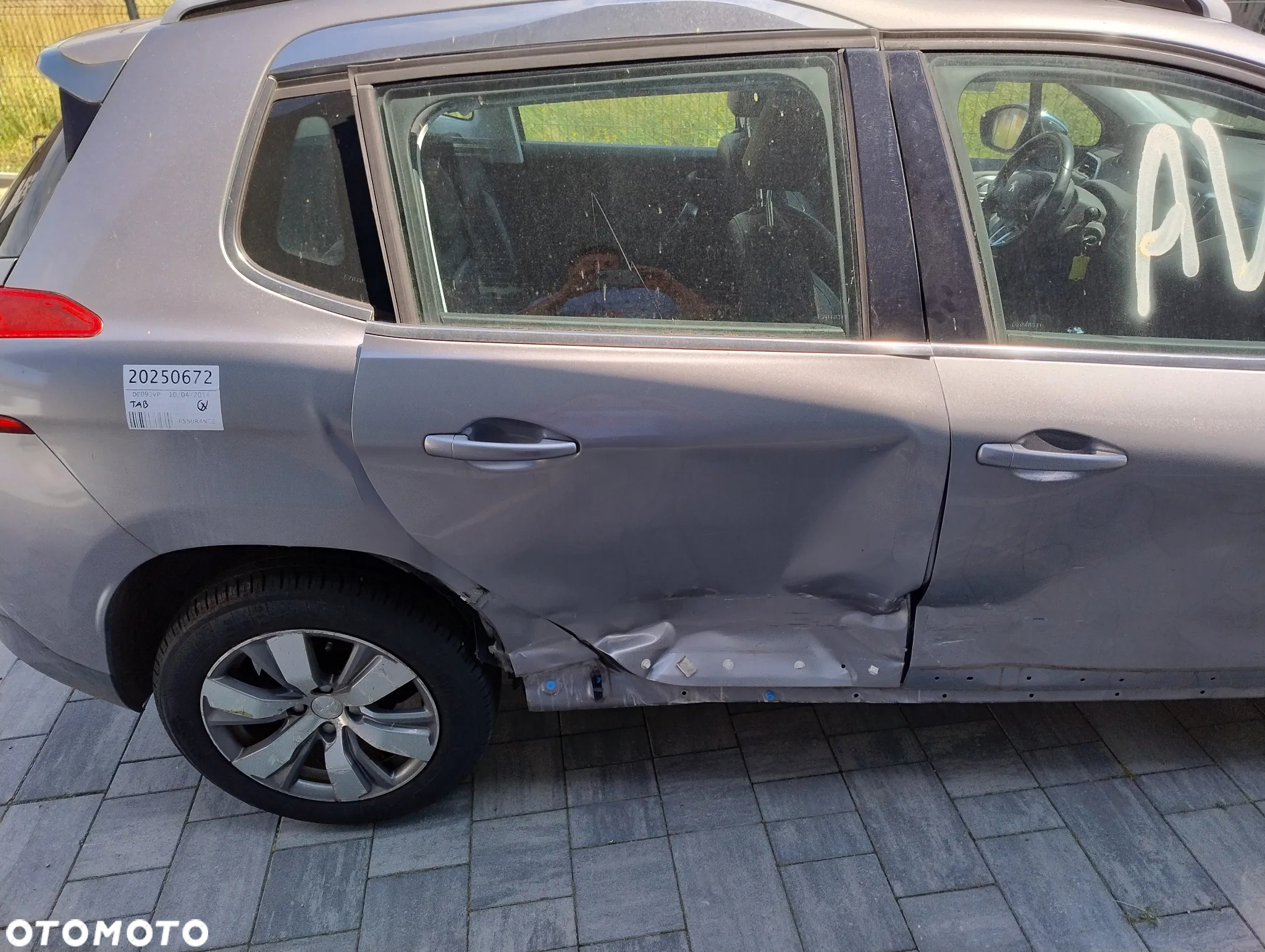 Peugeot 2008 120 VTI Automatik Active - 4