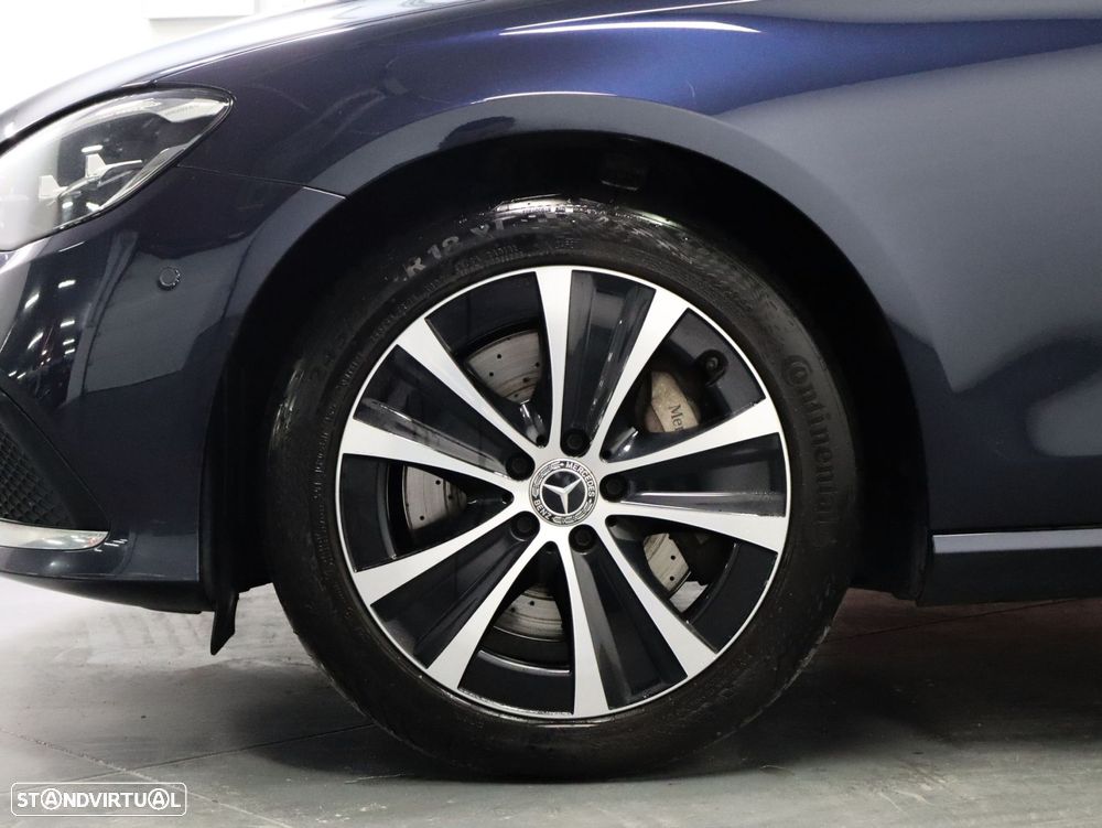 Mercedes-Benz E 300 de Exclusive Line - 31