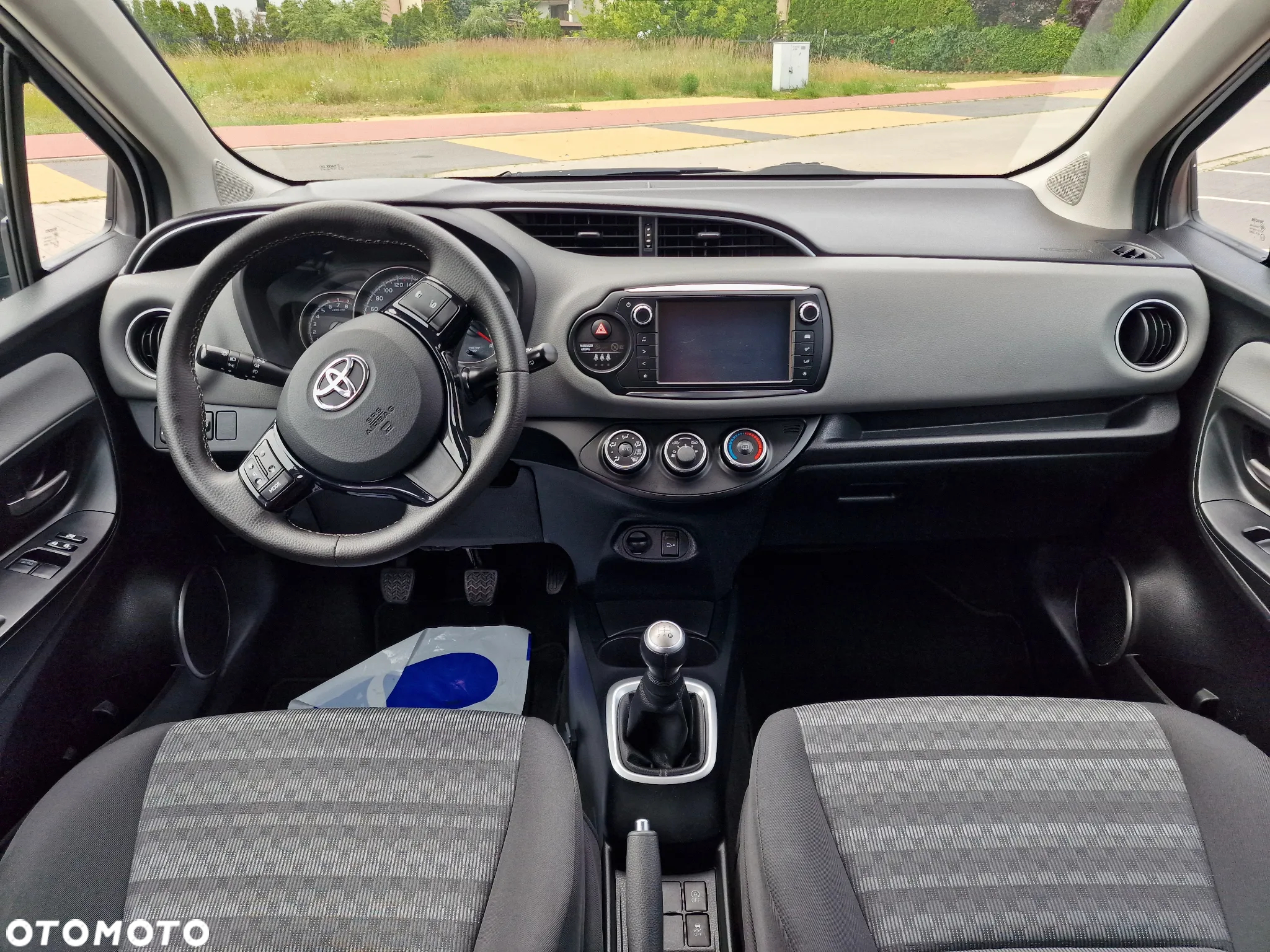 Toyota Yaris 1.0 Comfort - 16