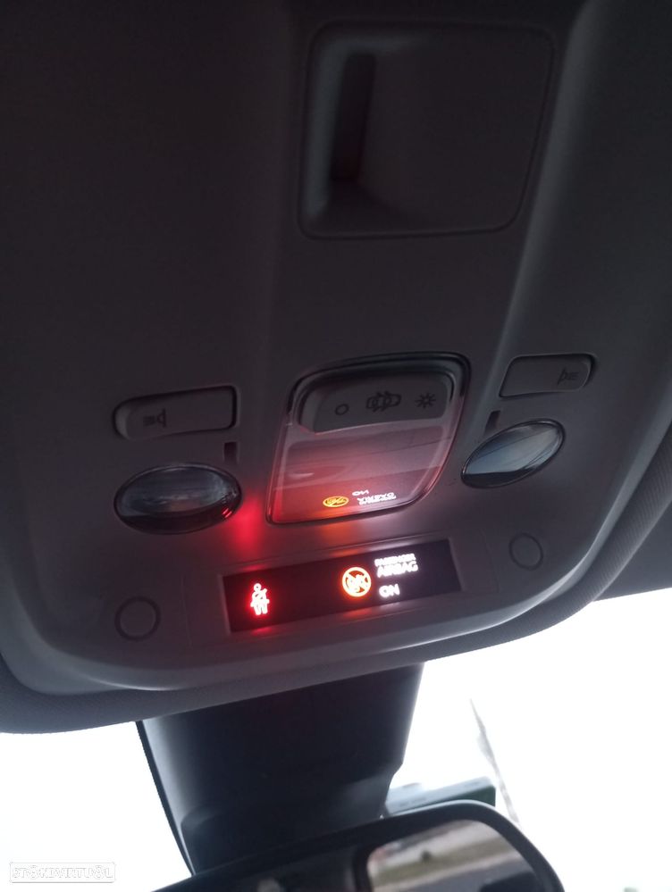 Peugeot Traveller 1.5 BlueHDi L2H1 Standard - 24