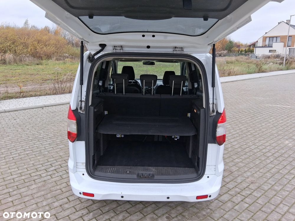 Ford Tourneo Courier 1.5 TDCi Trend - 13