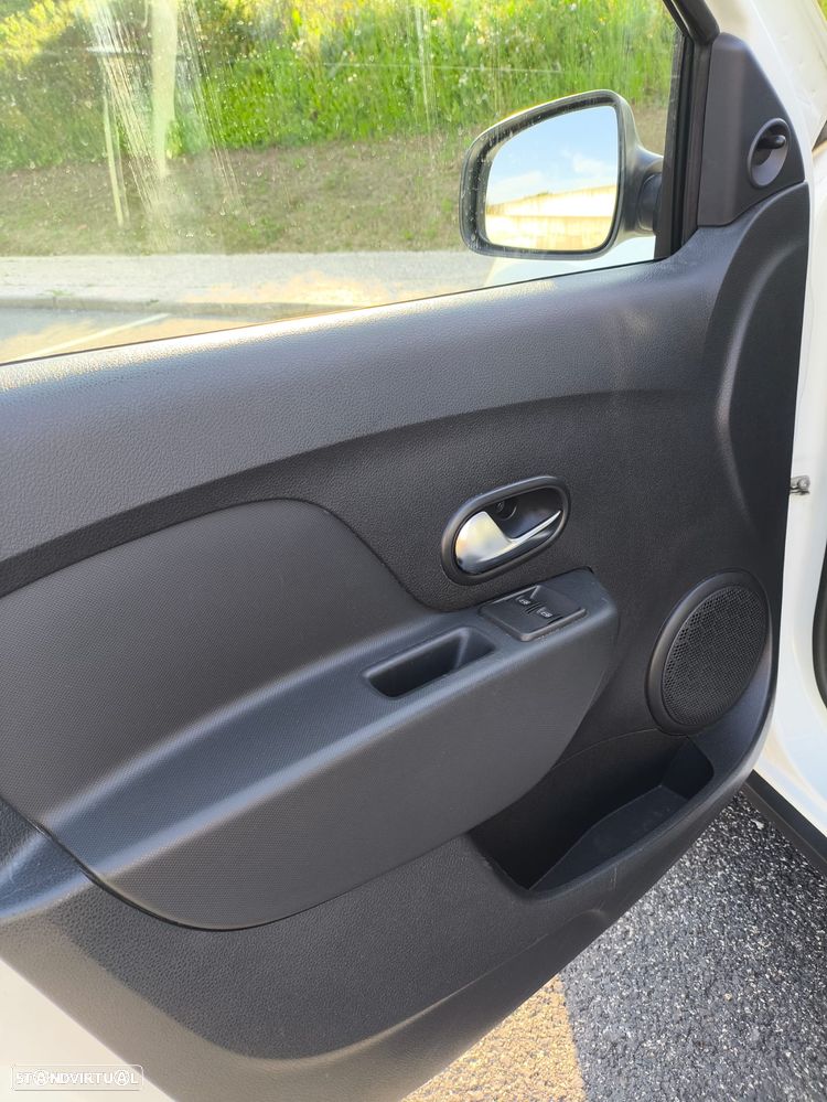 Dacia Sandero Stepway TCe 110 ULTIMATE - 3