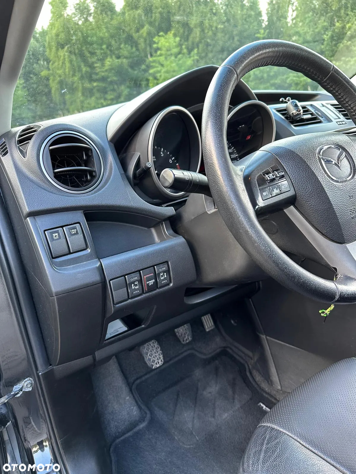 Mazda 5 2.0 Sport - 18