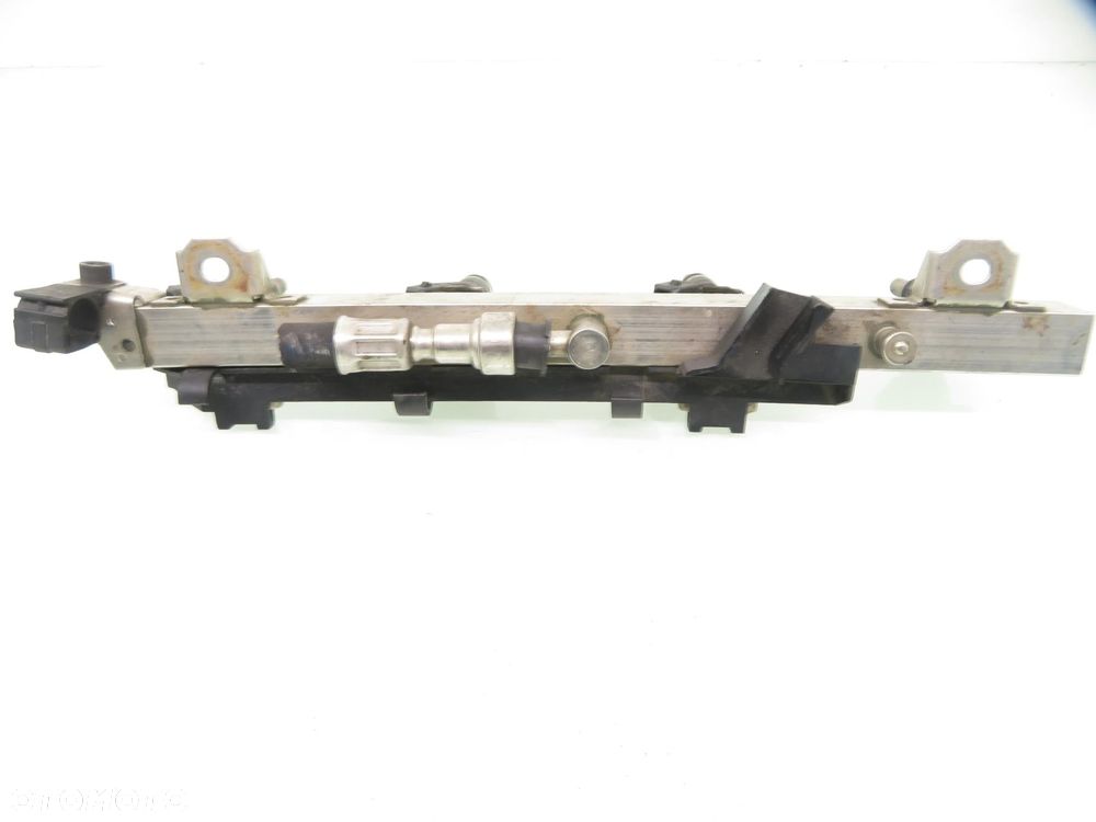 LISTWA WTRYSKOWA BMW E46 318 i N42B20A 7506158 - 5