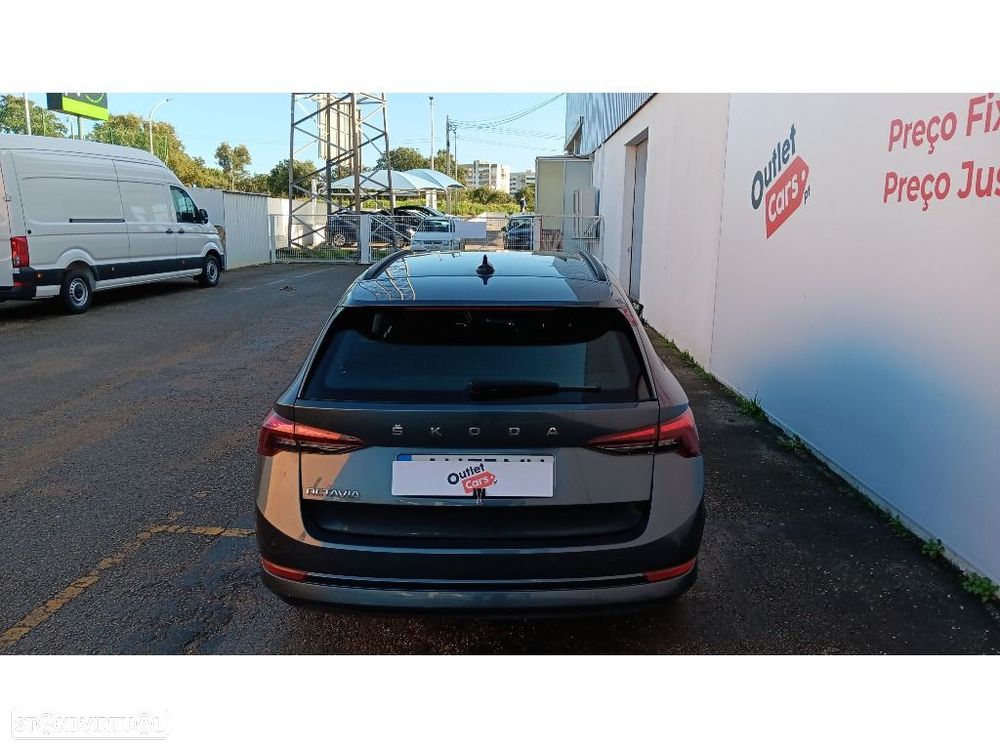 Skoda Octavia Break 2.0 TDI Ambition DSG - 4