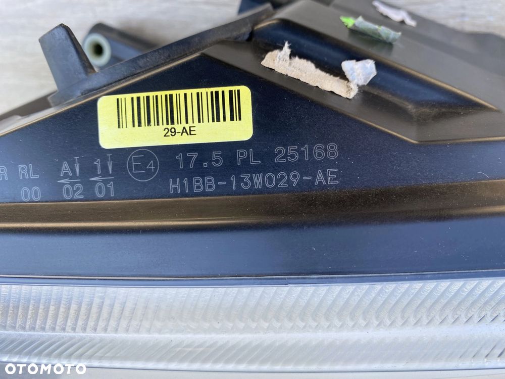 LAMPA PRZEDNIA PRAWA FORD FIESTA MK8 H1BB-13W029-AE - 7