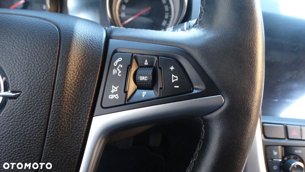 Opel Astra 1.4 Turbo Cosmo - 23