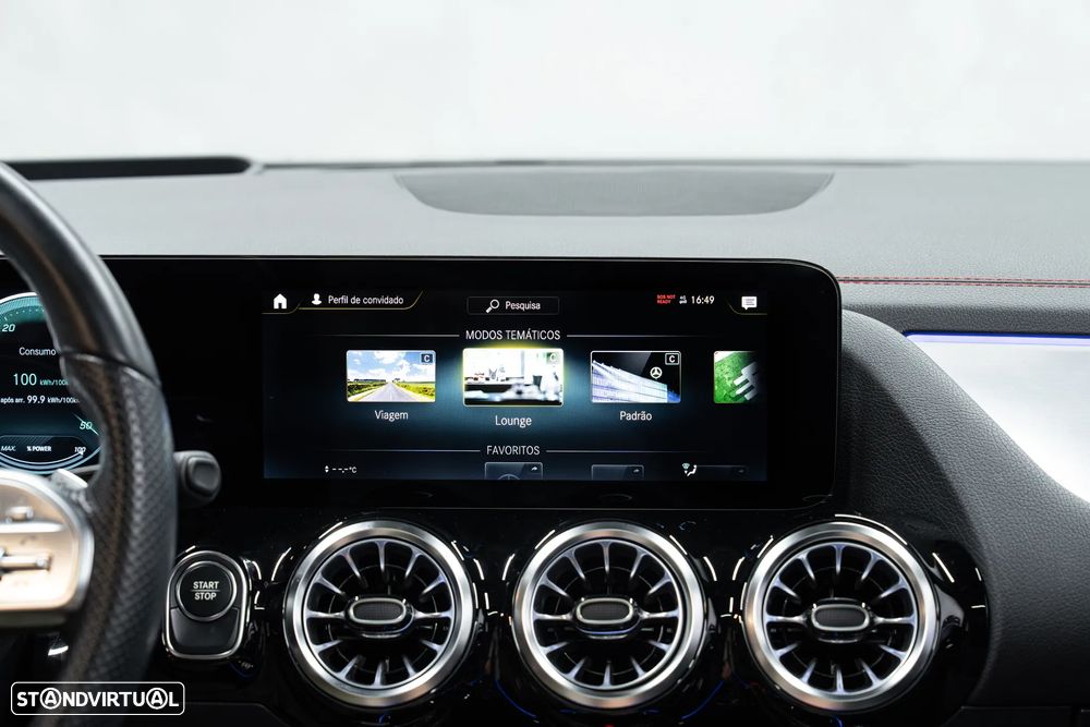 Mercedes-Benz EQA 300 4Matic - 29