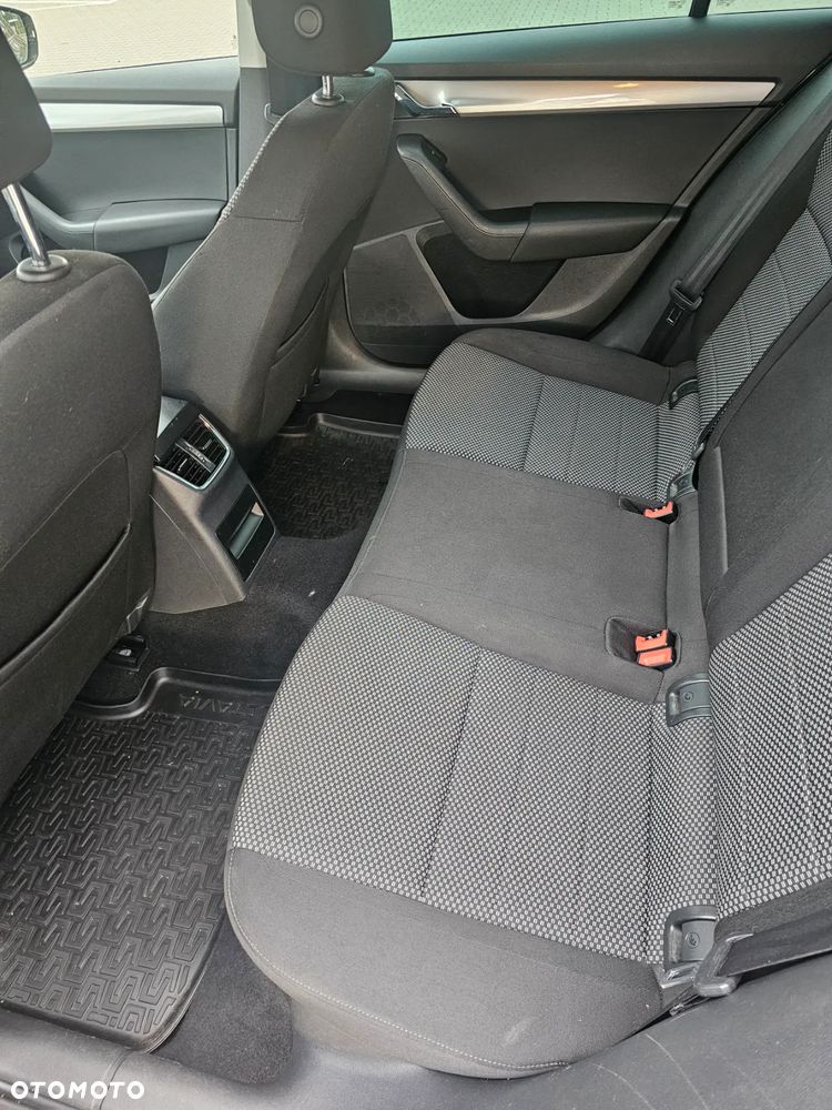 Skoda Octavia 2.0 TDI Ambition DSG - 7