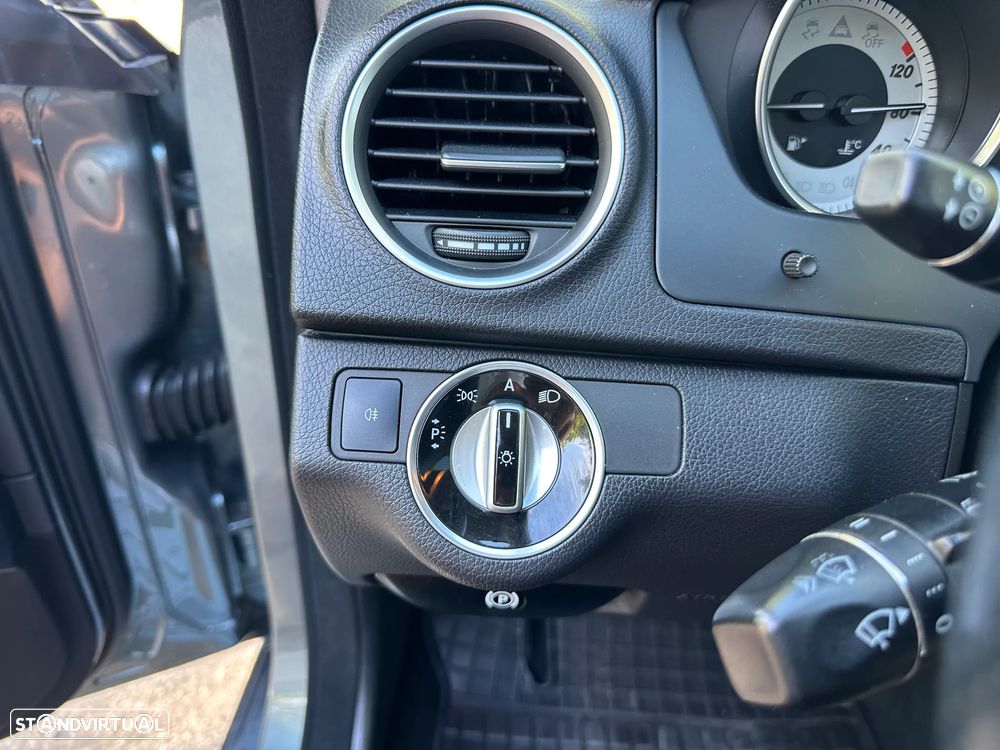 Mercedes-Benz C 220 Station CDI DPF (BlueEFFICIENCY) Avantgarde - 48