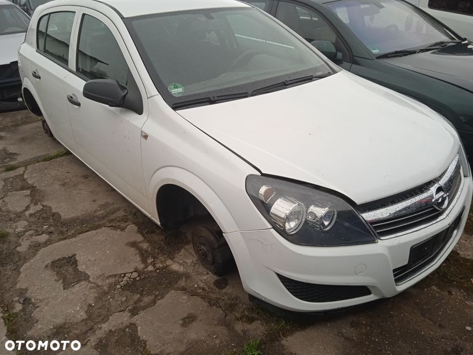 Na części Opel Astra III H Silnik Skrzynia Maska Zderzak Drzwi Klapa Szyba - 1