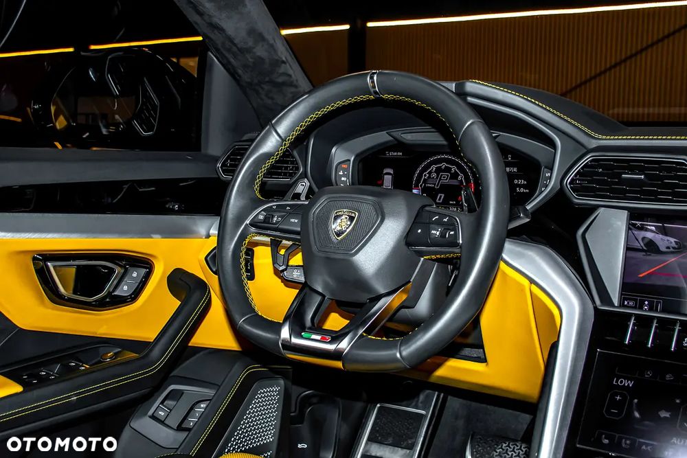 Lamborghini Urus Standard - 9