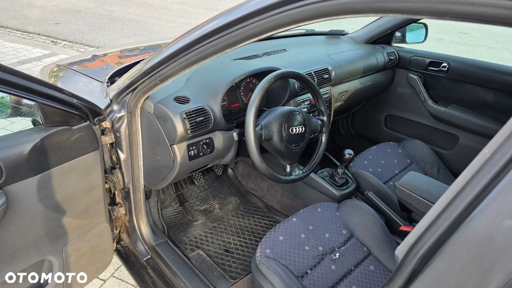 Audi Inny 1.9 TDI Ambiente - 14