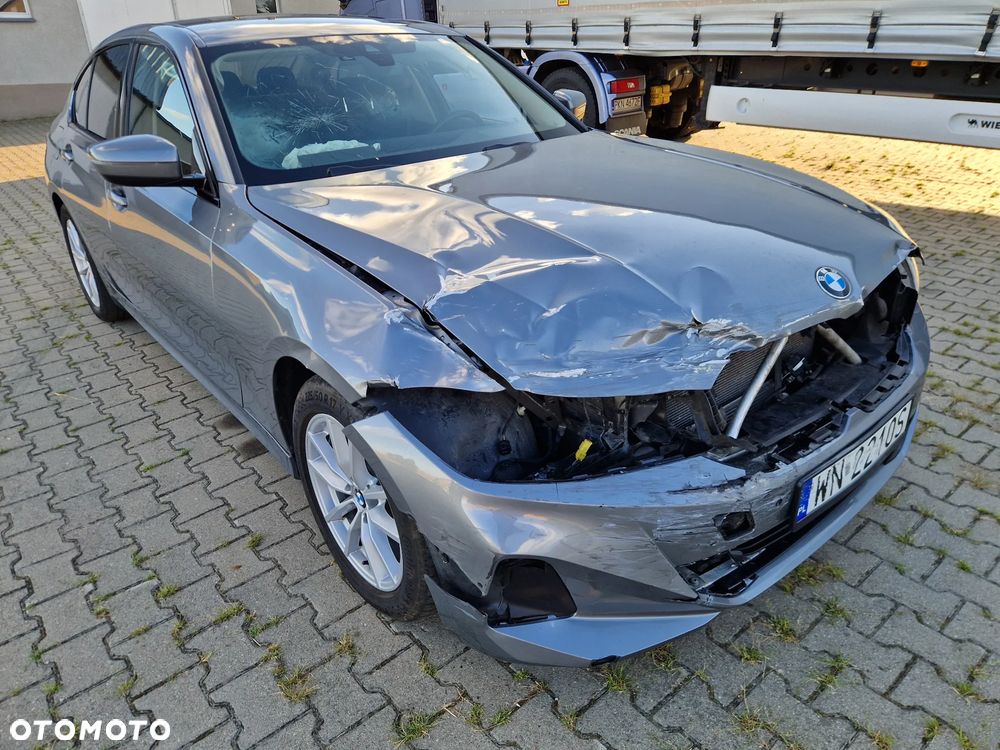BMW Seria 3 318i - 10