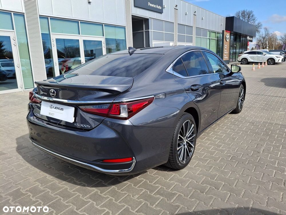 Lexus ES 300h Business Edition - 23