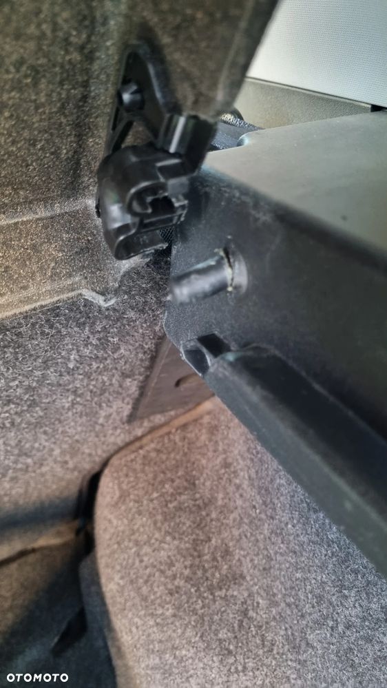 Toyota Auris 1.4 D-4D Premium - 13