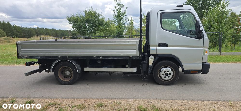 Mitsubishi Fuso - 2