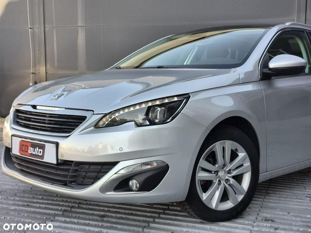 Peugeot 308 - 23