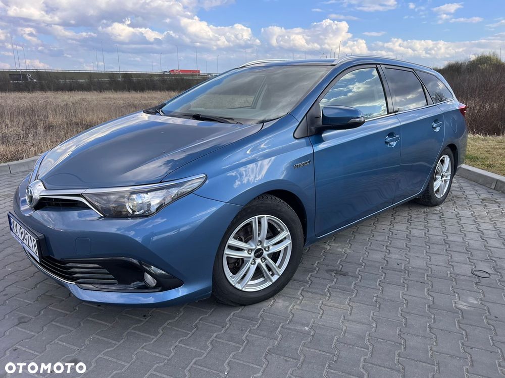 Toyota Auris - 1