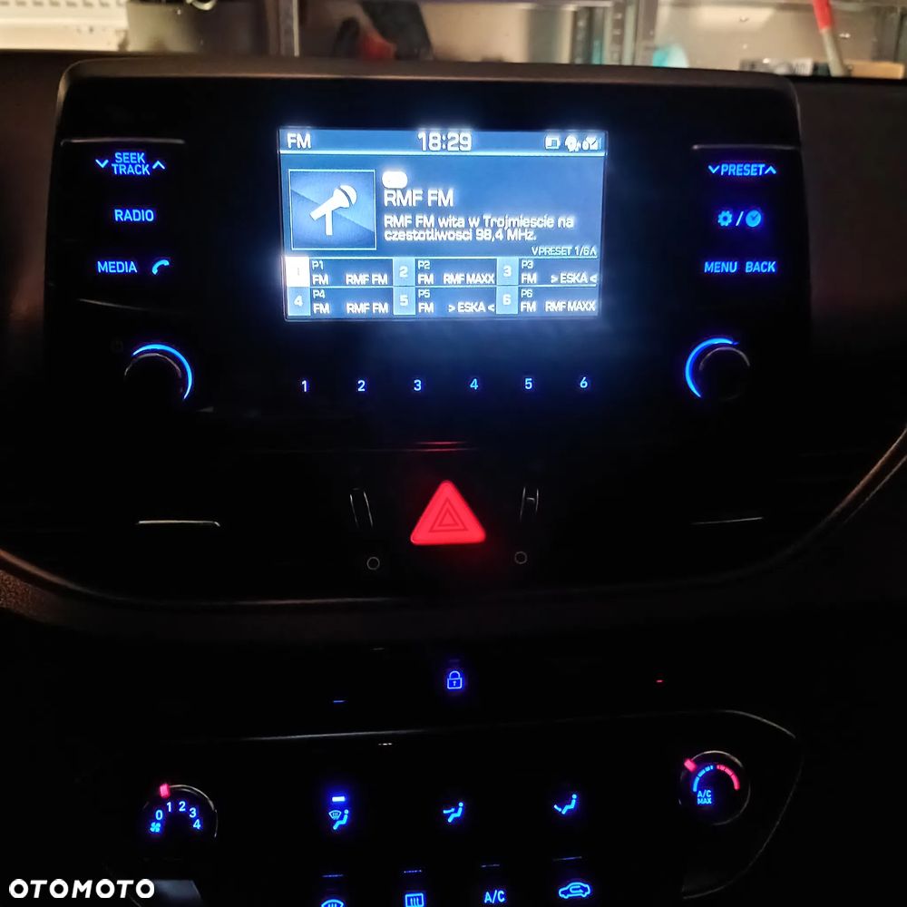 Hyundai i30 1.6 D GET - 7