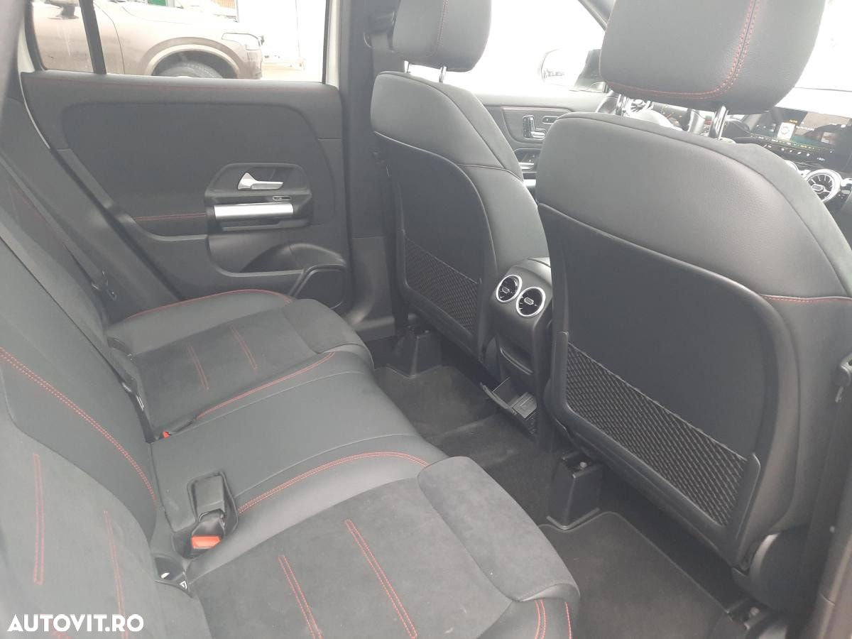 Mercedes-Benz GLA 200 4MATIC Aut. - 14