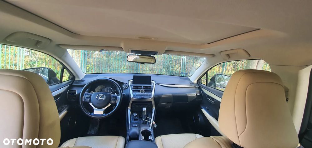 Lexus NX 200t Elite AWD - 12