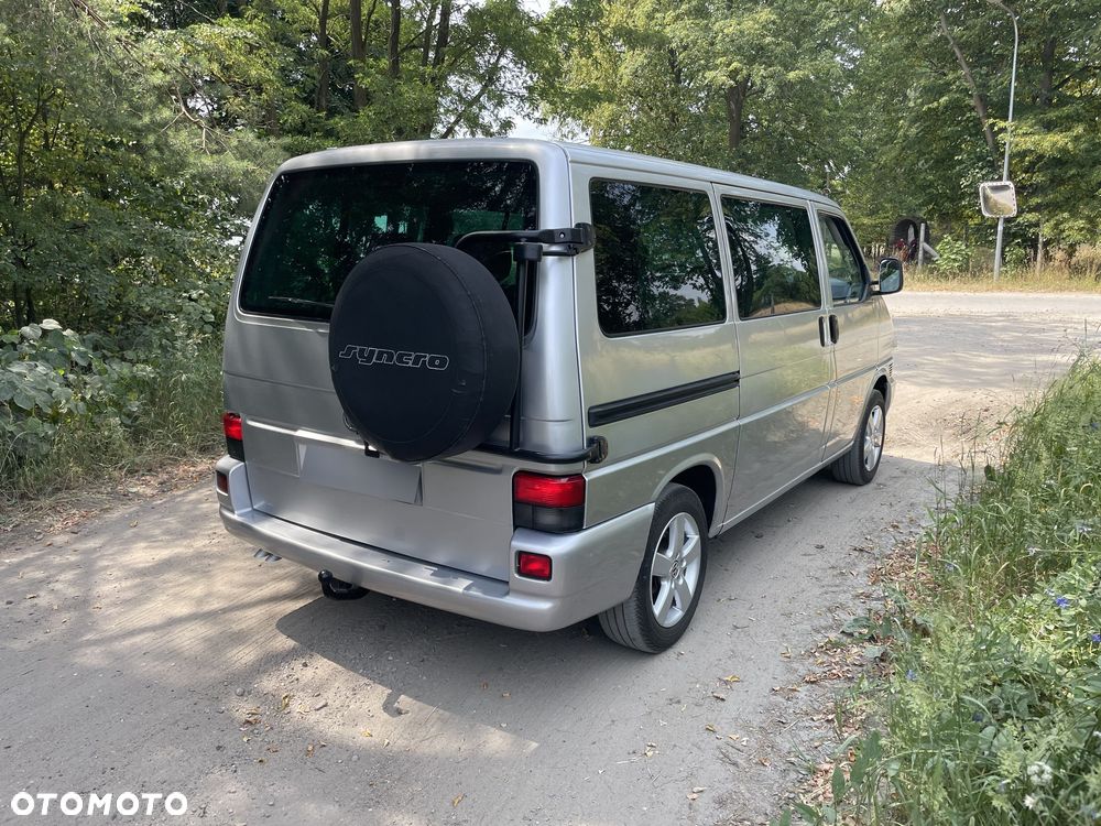 Volkswagen Multivan - 1