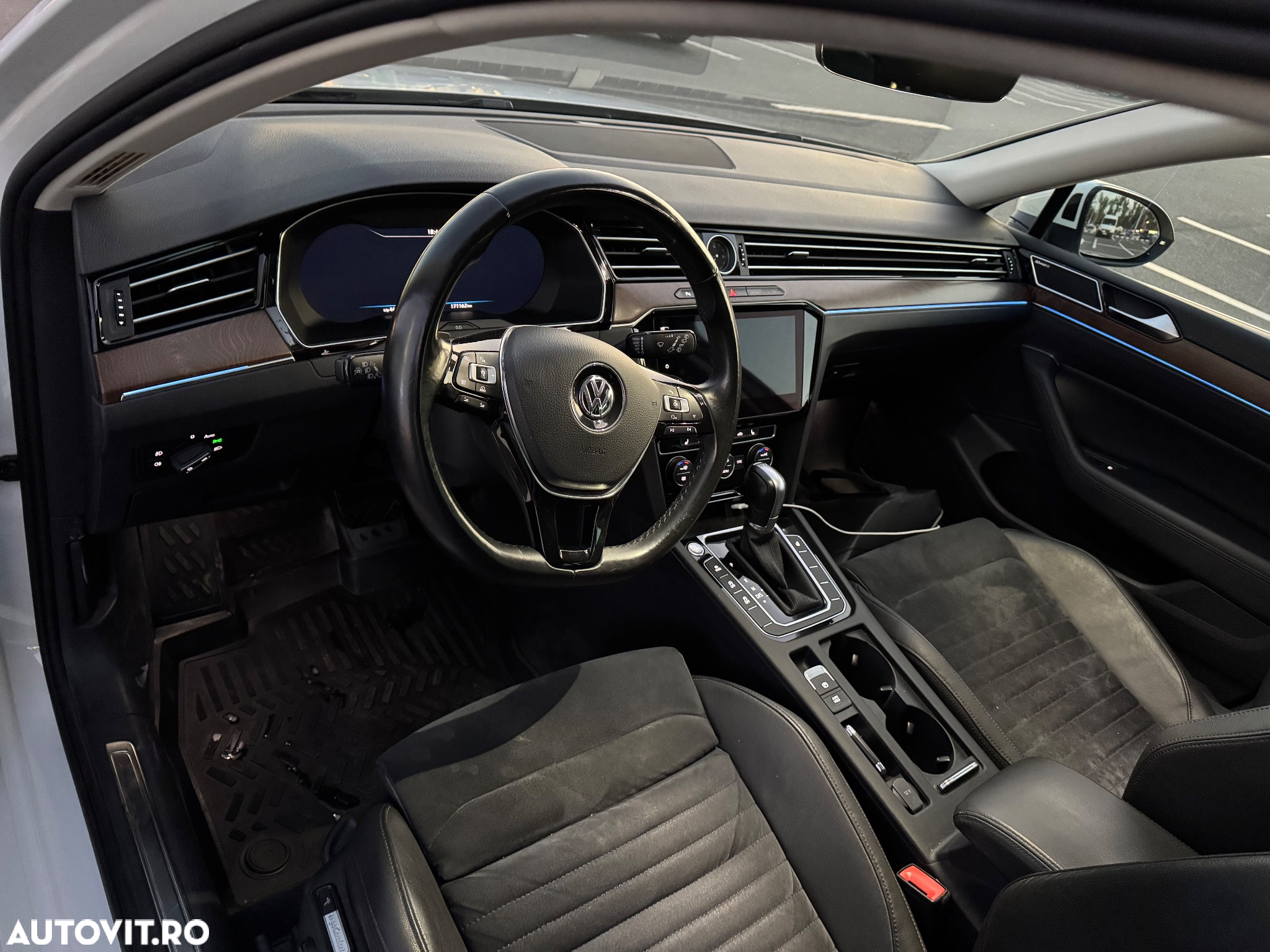 Volkswagen Passat Variant 2.0 TSI (BlueMotion Technology) DSG Highline - 10