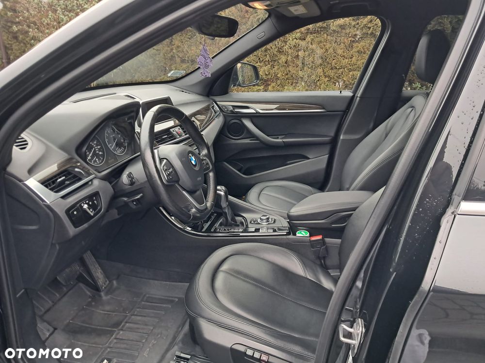 BMW X1 xDrive25i Sport Line sport - 14