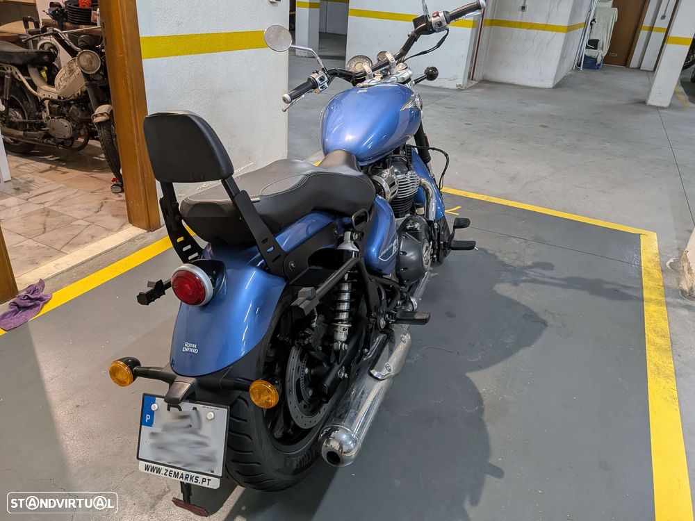 Royal Enfield Super Meteor 650 - 19