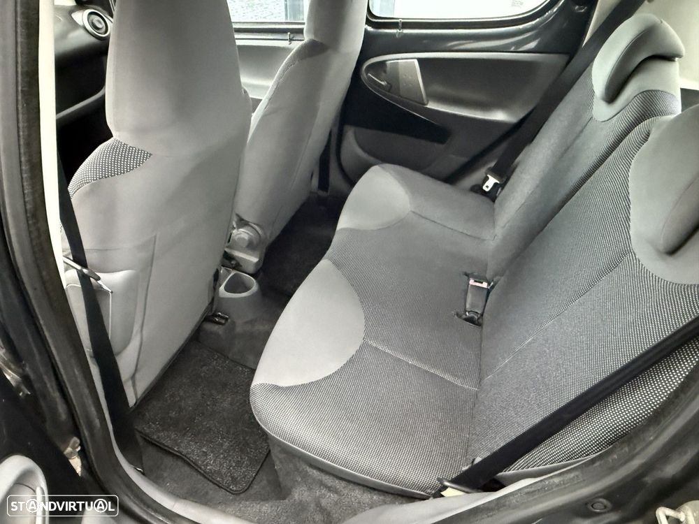 Peugeot 107 1.0 Active - 4