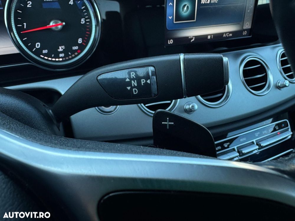 Mercedes-Benz E - 18