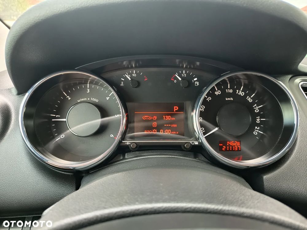 Peugeot 5008 BlueHDI 120 EAT6 Stop & Start Allure - 21