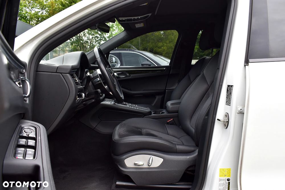 Porsche Macan Standard - 6