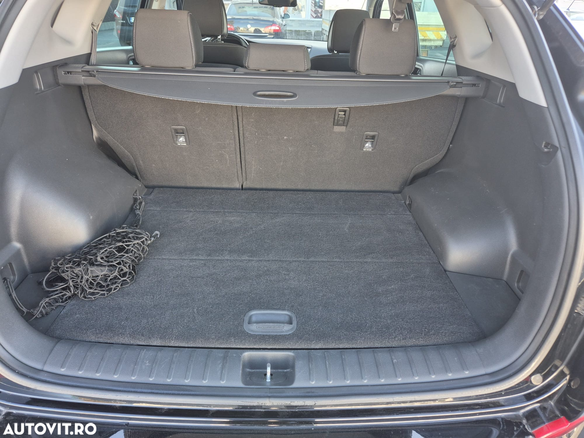 Hyundai Tucson 2.0 CRDI 4WD 6AT Premium+ - 23